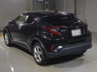 2018 Toyota C-HR I, чёрный, 1400008 рублей, вид 4