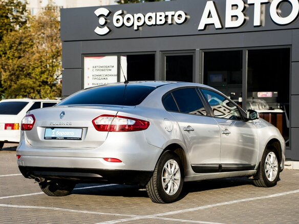 2013 Renault Fluence I Рестайлинг, серый, 680000 рублей - вид 3
