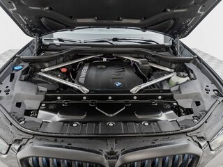 2026 BMW X5 40i IV (G05/G18) Рестайлинг, серый, 16790000 рублей, вид 4