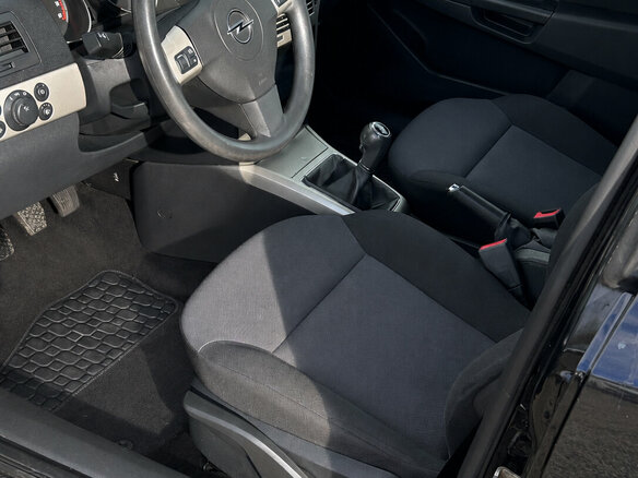 2008 Opel Astra H Рестайлинг, чёрный - вид 10