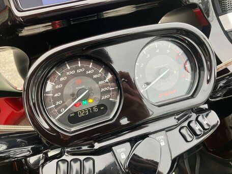 2021 Harley-Davidson CVO Road Glide, чёрный, 3177000 рублей, вид 5