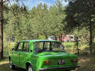 1977 Lada (ВАЗ) 21011, зелёный, 160000 рублей, вид 3