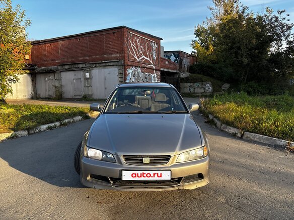 1998 Honda Accord VI, серебристый - вид 3