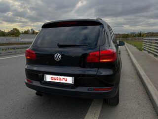 2015 Volkswagen Tiguan Euro 6 I Рестайлинг, чёрный, 1299000 рублей, вид 3