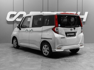 2022 Toyota Roomy I Рестайлинг, белый, 1220000 рублей, вид 2