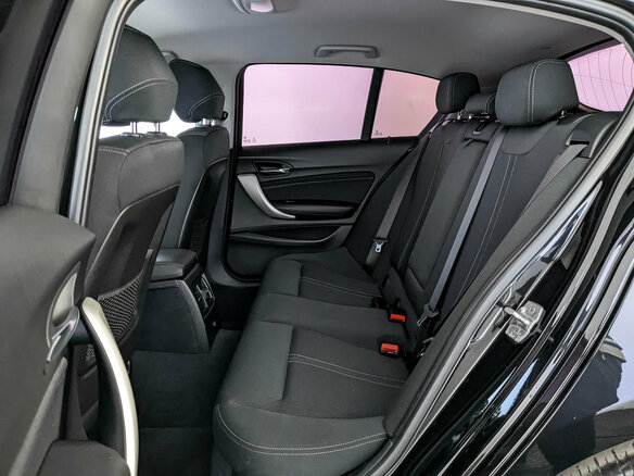 2017 BMW 1 серии 118i II (F20/F21) Рестайлинг 2, чёрный, 1715000 рублей - вид 17