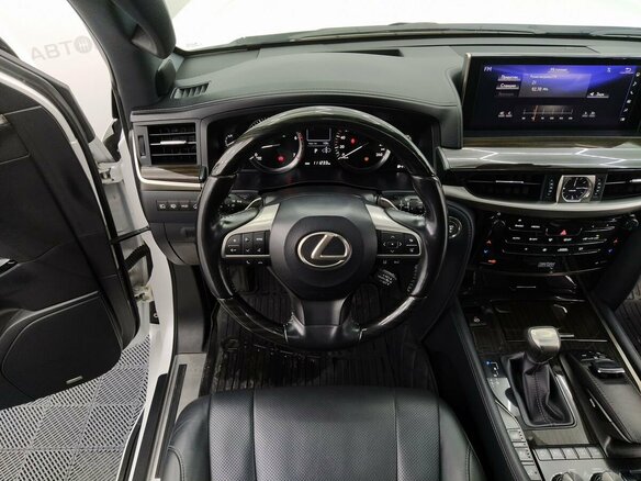 2020 Lexus LX 570 III Рестайлинг 2, белый, 8830000 рублей - вид 37
