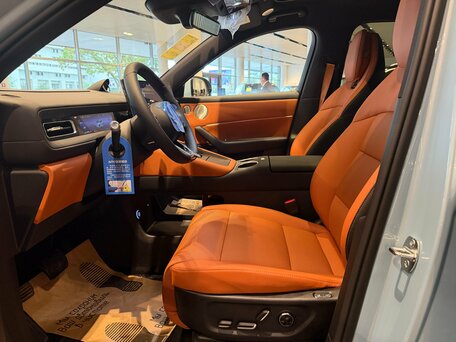 2026 Aito M6 53.4 kWh, голубой, 7800000 рублей, вид 3