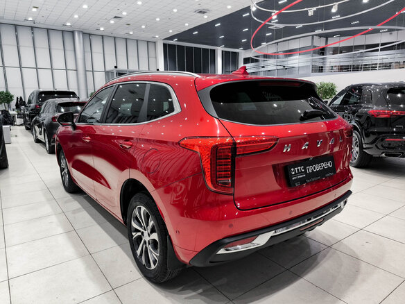 2023 Haval Jolion I, красный, 1950000 рублей - вид 6