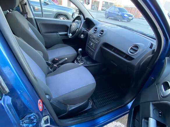 2007 Ford Fusion I Рестайлинг, синий, 370000 рублей - вид 9