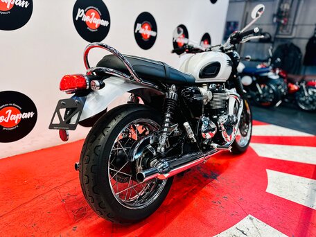 2019 Triumph Bonneville T120, белый, 1260000 рублей, вид 5