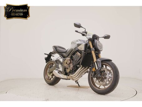 2026 Honda CB 650R, серый, 1325000 рублей, вид 3