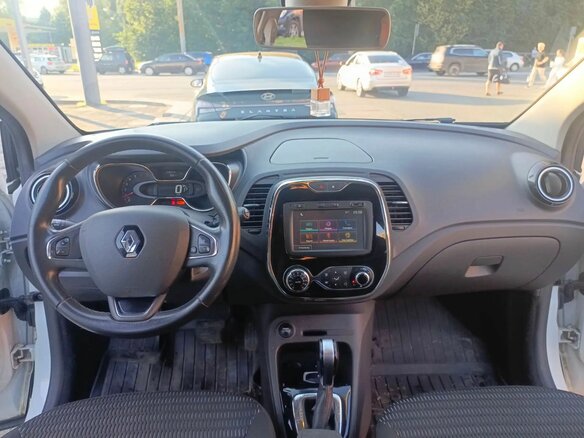 2017 Renault Kaptur I, белый, 1200000 рублей - вид 4
