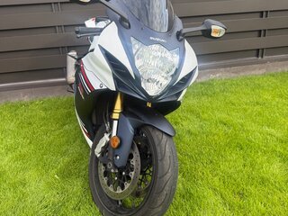 2019 Suzuki GSX-R 750, белый, 990000 рублей, вид 4