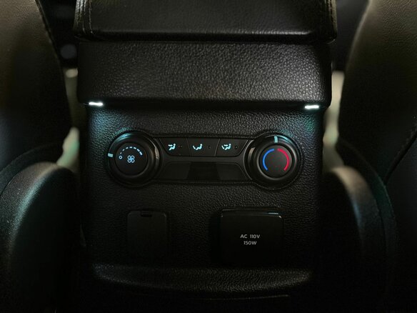 2013 Ford Explorer V, чёрный - вид 29