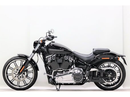 2021 Harley-Davidson Breakout, чёрный, 1900000 рублей, вид 1