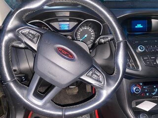 2017 Ford Focus III Рестайлинг, серый, 800000 рублей, вид 2