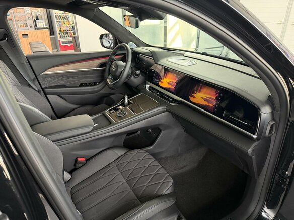 2026 Geely Monjaro I, чёрный, 4904990 рублей - вид 14