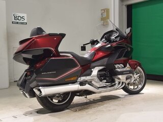 2018 Honda GL 1800 Gold Wing, красный, 1869000 рублей, вид 5