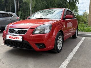 2011 Kia Rio II Рестайлинг, красный, 750000 рублей, вид 1