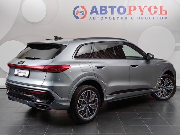 2026 Audi Q5 L III (GU), серебристый, 6585000 рублей - вид 8