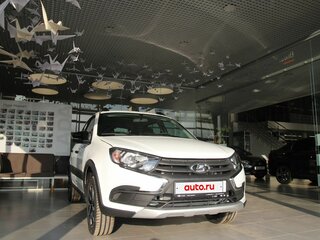 2026 Lada (ВАЗ) Granta Cross I Рестайлинг, белый, 1226000 рублей, вид 3