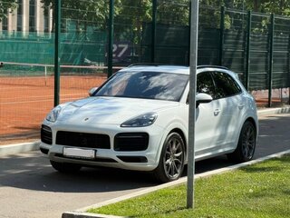 2018 Porsche Cayenne III, белый, 6650000 рублей, вид 2