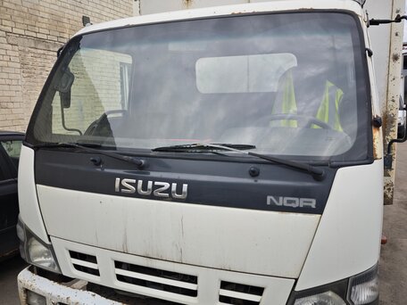 2011 Isuzu Elf (N-series), белый, 1500000 рублей, вид 1