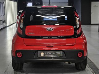 2018 Kia Soul II Рестайлинг, красный, 1650000 рублей, вид 5