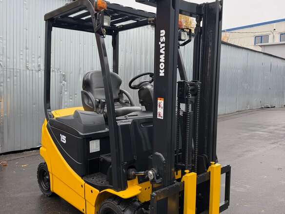 2007 Komatsu FB, жёлтый, 870000 рублей - вид 10