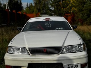 1998 Toyota Mark II VIII (X100), белый, 700000 рублей, вид 3