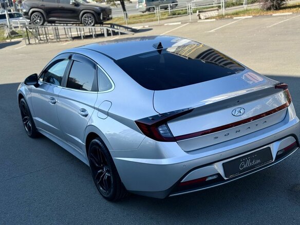 2020 Hyundai Sonata VIII (DN8), серебристый, 2215000 рублей - вид 6