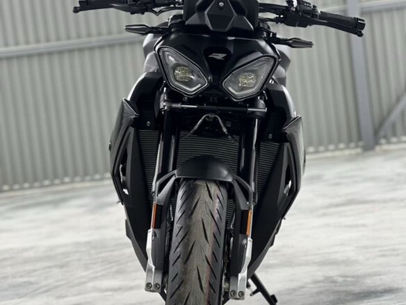2025 BMW S 1000 R, чёрный, 2199999 рублей - вид 8