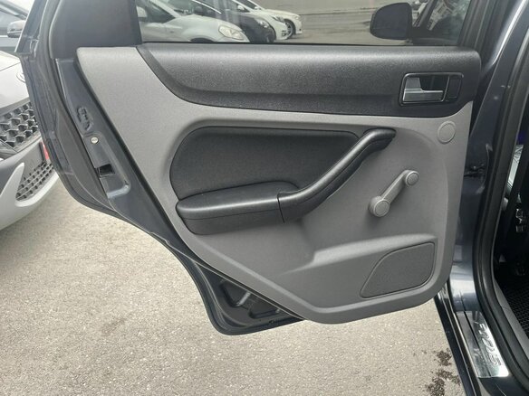 2010 Ford Focus II Рестайлинг, серый, 739000 рублей - вид 23