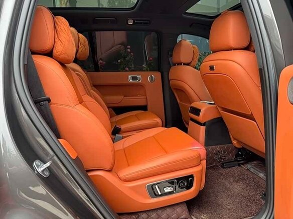 2025 Li Auto (Lixiang) L9 52.3 kWh I Рестайлинг, серый, 7929055 рублей - вид 11
