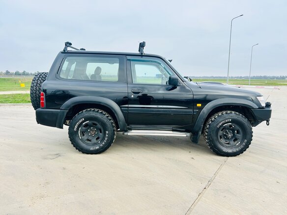 2000 Nissan Patrol V (Y61), чёрный, 1500000 рублей - вид 6