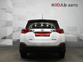2014 Toyota RAV4 IV (XA40), белый, 1650000 рублей, вид 5