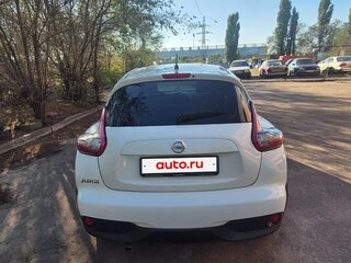 2014 Nissan Juke I Рестайлинг, белый, 1190000 рублей, вид 3