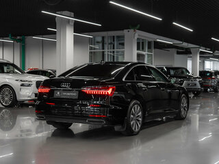 2021 Audi A6 40 TDI V (C8), чёрный, 3680000 рублей, вид 5