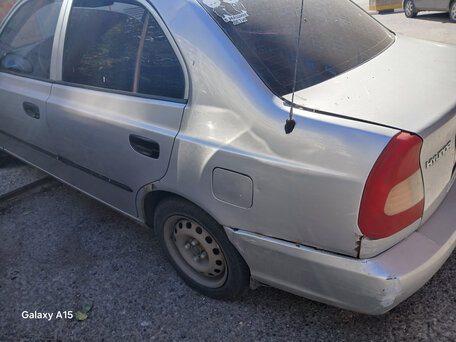 2004 Hyundai Accent ТагАЗ II, серебристый, 170000 рублей, вид 2