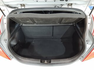 2014 Hyundai Solaris I, серебристый, 860000 рублей, вид 5