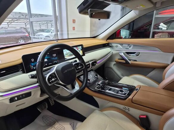 2023 Jetour X70+ I Рестайлинг, красный, 2050000 рублей - вид 6