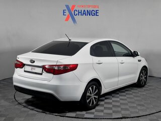 2014 Kia Rio III, белый, 699000 рублей, вид 5