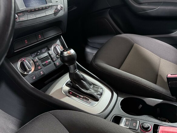 2012 Audi Q3 I (8U), оранжевый, 1657000 рублей - вид 8