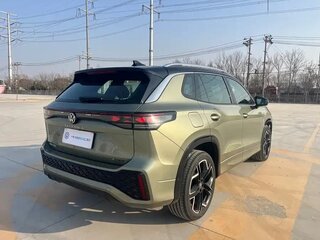 2025 Volkswagen Tayron II (China Market), зелёный, 5084360 рублей, вид 5