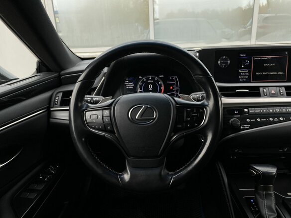 2020 Lexus ES 250 VII, чёрный, 3549000 рублей - вид 13
