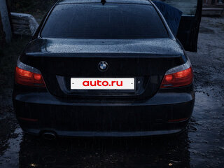 2008 BMW 5 серии 520i V (E60/E61) Рестайлинг, чёрный, 1100000 рублей, вид 4