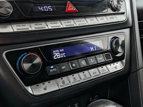 2018 Hyundai Sonata VII (LF) Рестайлинг, коричневый - вид 20