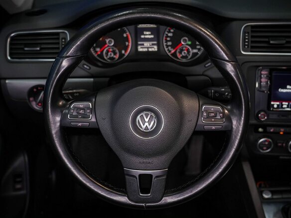 2013 Volkswagen Jetta VI, коричневый, 1250000 рублей - вид 25