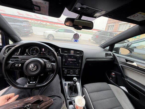 2014 Volkswagen Golf R VII, синий, 1900000 рублей - вид 8